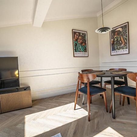 Krolewska Deluxe Comfy Apartment クラクフ エクステリア 写真
