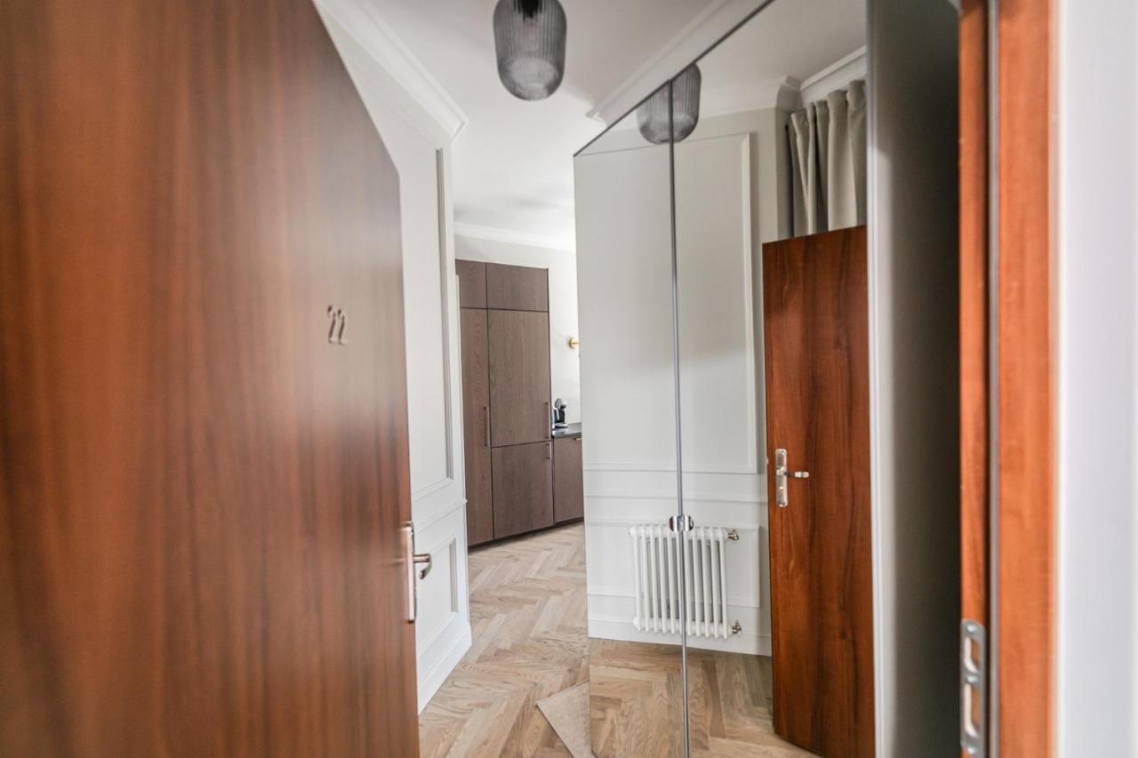 Krolewska Deluxe Comfy Apartment クラクフ エクステリア 写真