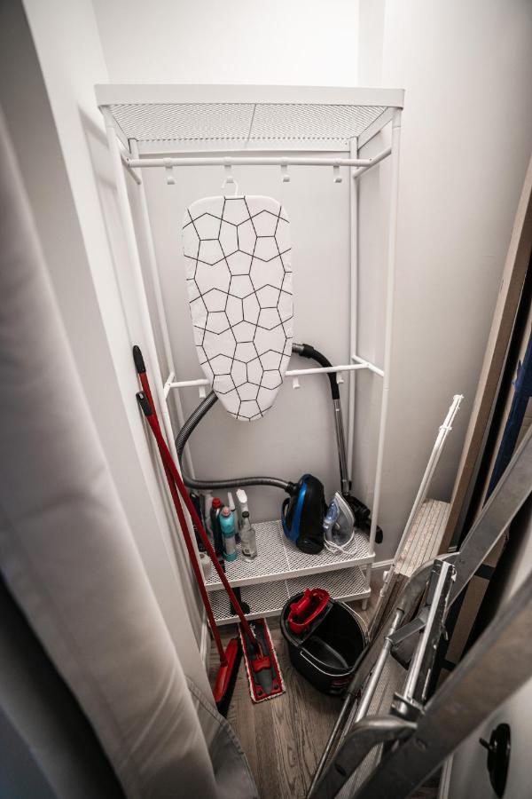 Krolewska Deluxe Comfy Apartment クラクフ エクステリア 写真