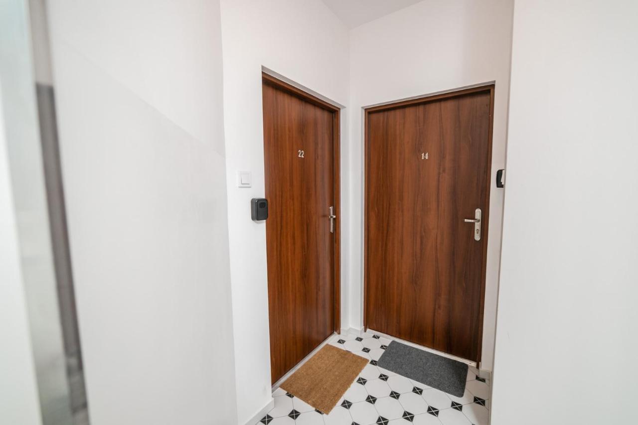 Krolewska Deluxe Comfy Apartment クラクフ エクステリア 写真