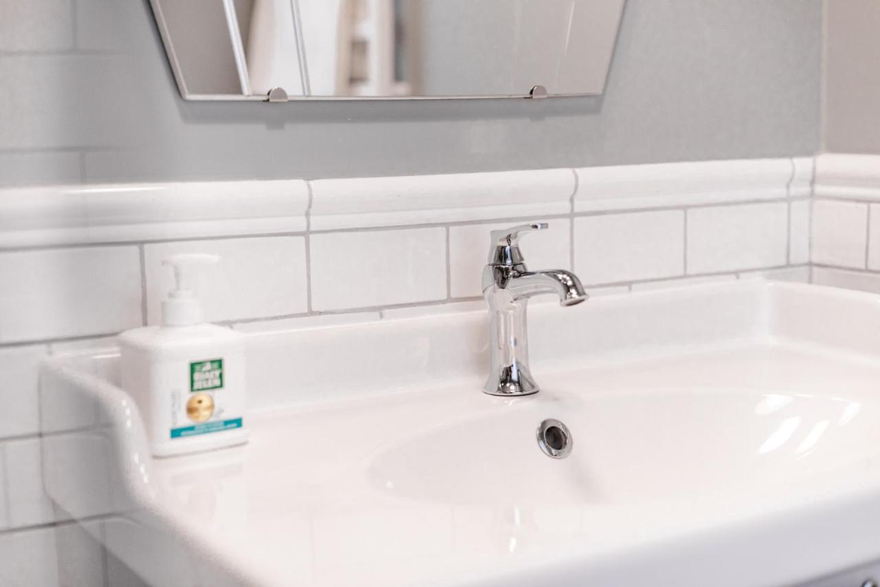 Krolewska Deluxe Comfy Apartment クラクフ エクステリア 写真
